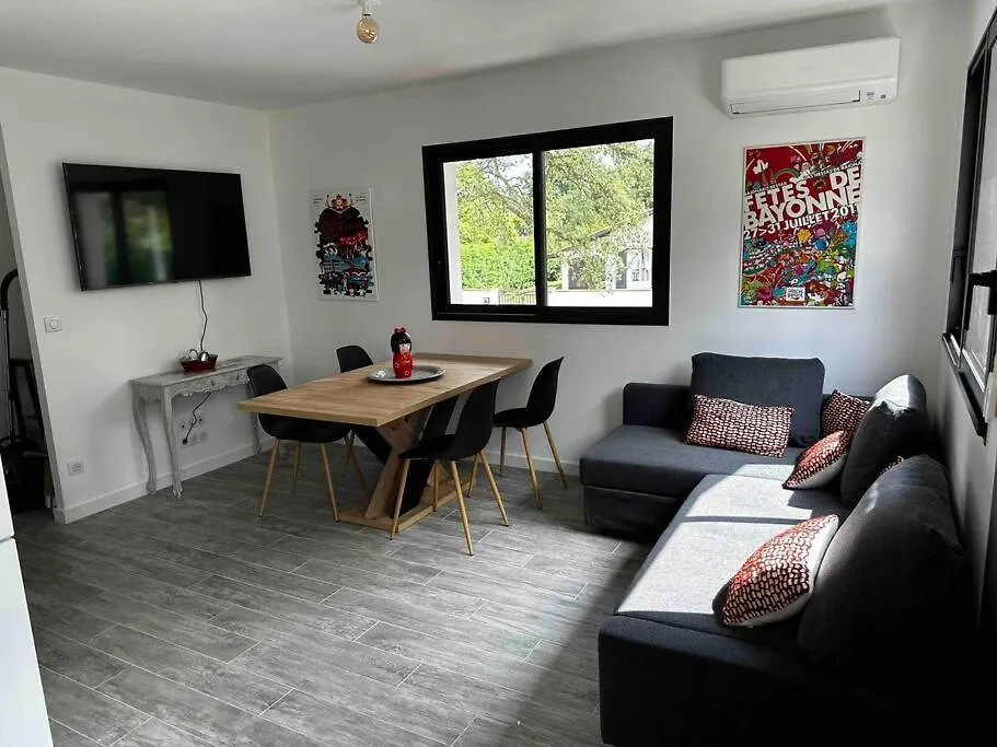 Appartement Neuf Avec Jardin 60 M2 Climatise A Proximite De L Ocean Tarnos 0*,  France